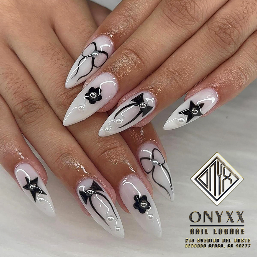 ONYXX NAIL LOUNGE_Nail Art Design_284